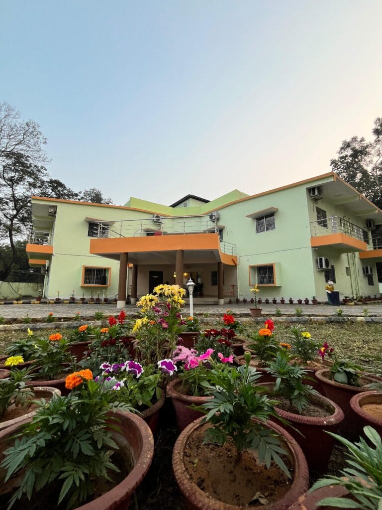 Golden View Resort - Near Chandil Dam Resort For Peaceful Getaway